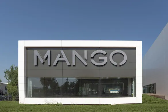 Mango Distribution & Headquarters